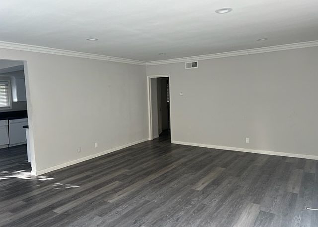 1st image of 5138 Zelzah Ave #117A