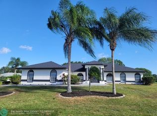 825 Spring Lake Blvd #5, Sebring, FL 33876