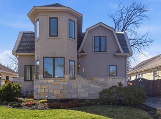 1020 Hill Ave, Elgin, IL