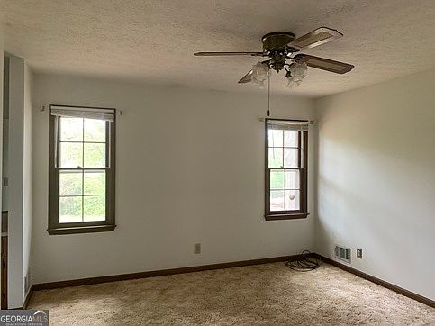 5th image of 117 Russell Cir