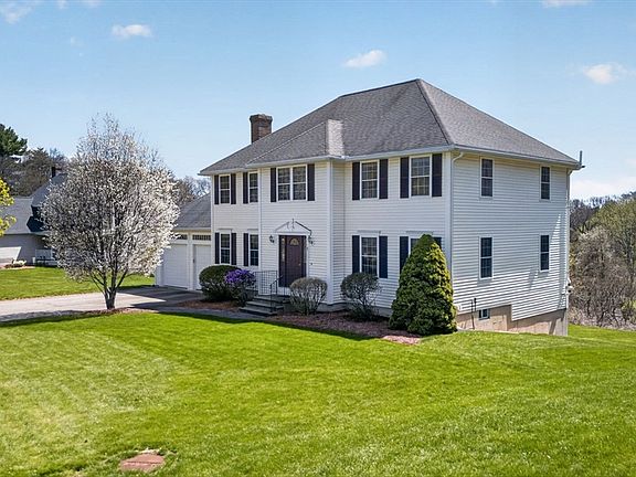 2nd image of 4 Lt Litchfield Way