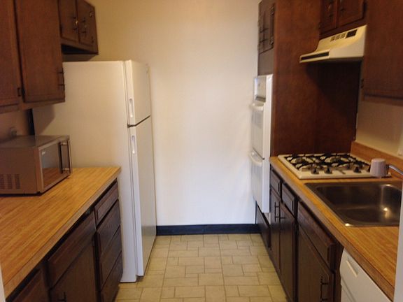 4th image of 3315 Wisconsin Ave NW APT 604