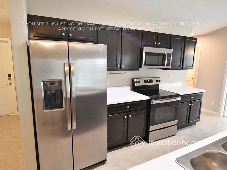 702 SW Dolores Ave — Photo 4