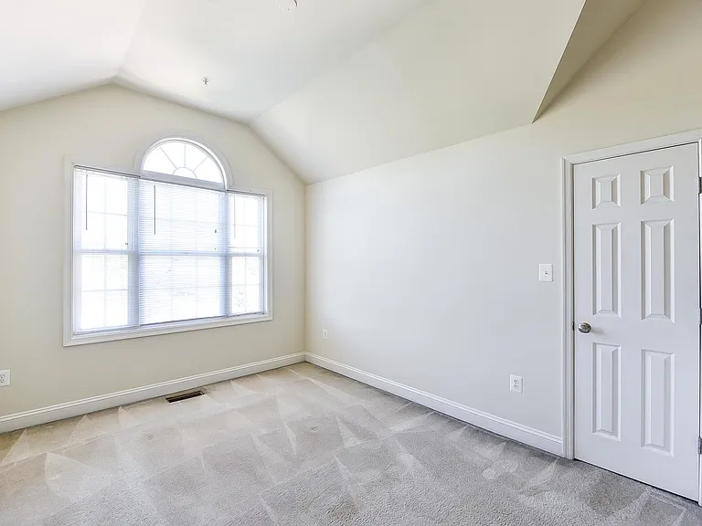 4638 Wilson Blvd — Photo 24