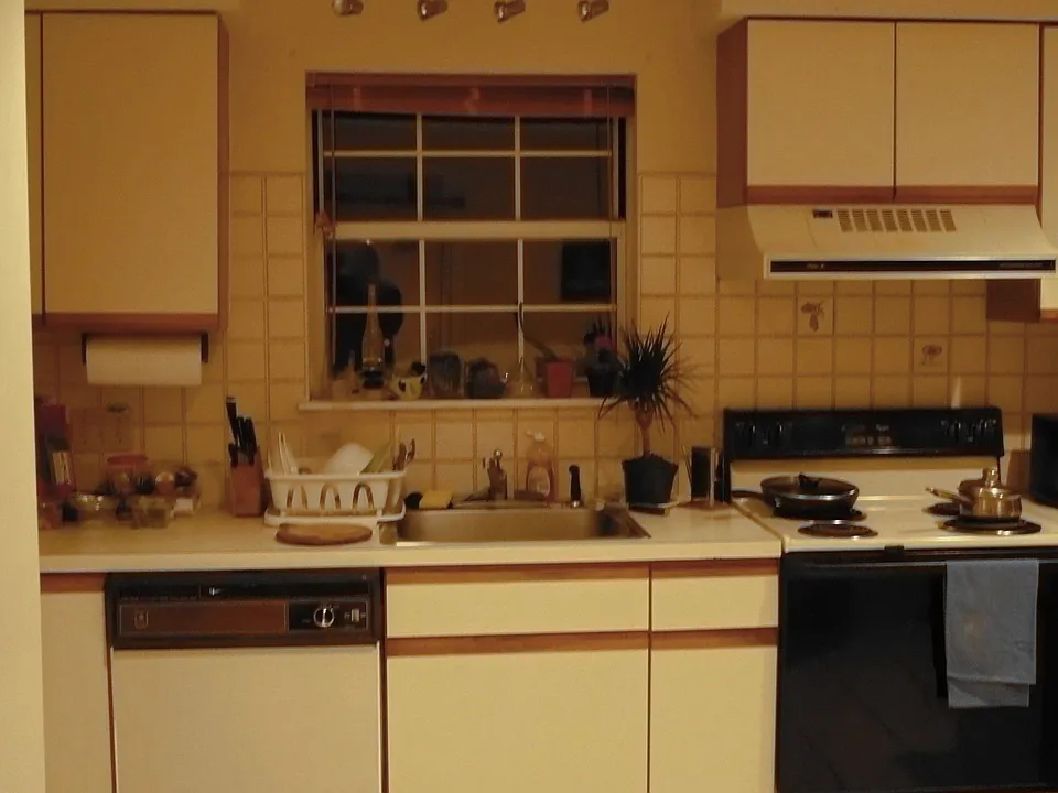 1st fl, kitchen