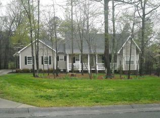 415 Oakland Dr SE, Calhoun, GA 30701