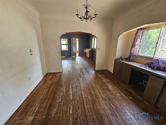 4th image of 1350 Pere St