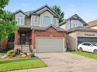 137 Steepleridge St, Kitchener, ON N2P 2W2
