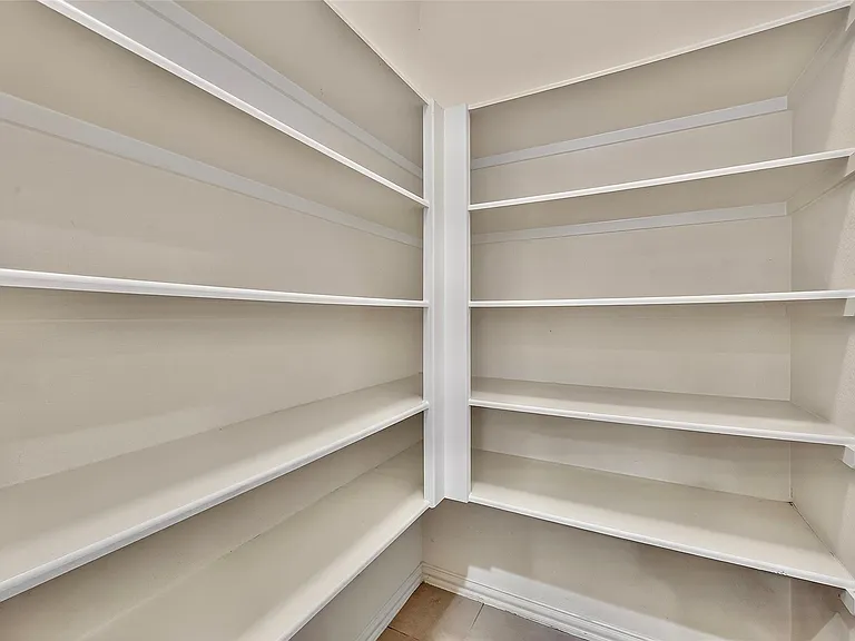 3515 Big Hickory Ct — Photo 41