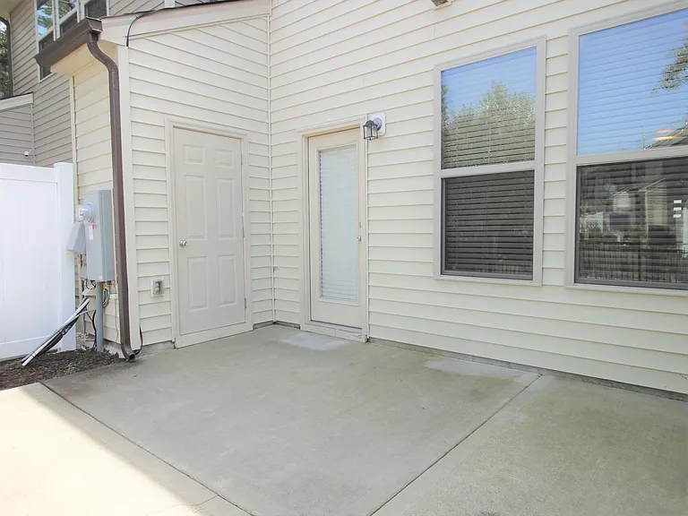 9812 Precious Stone Dr — Photo 26