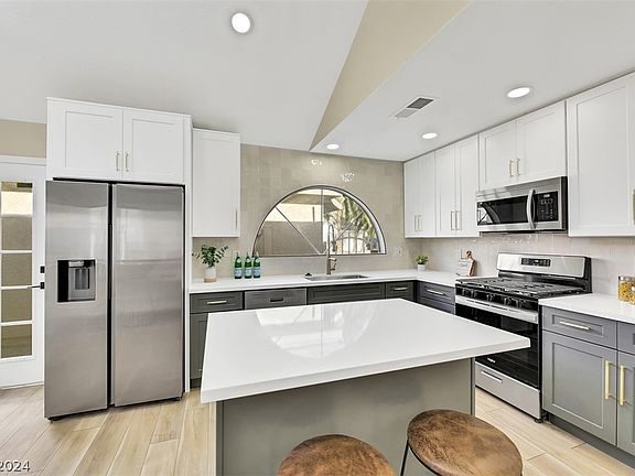 2nd image of 2609 Cathedral Ln