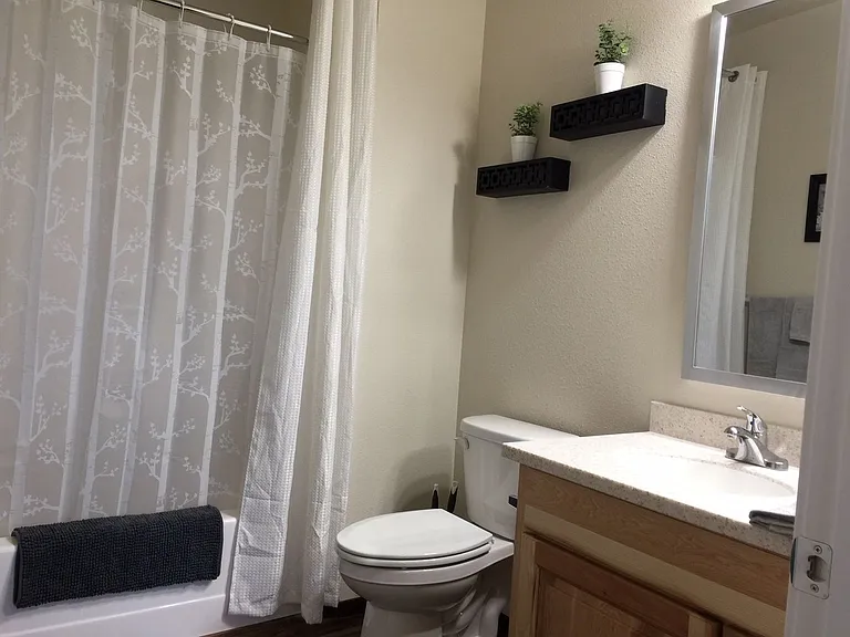 4911 Skyway — Photo 11