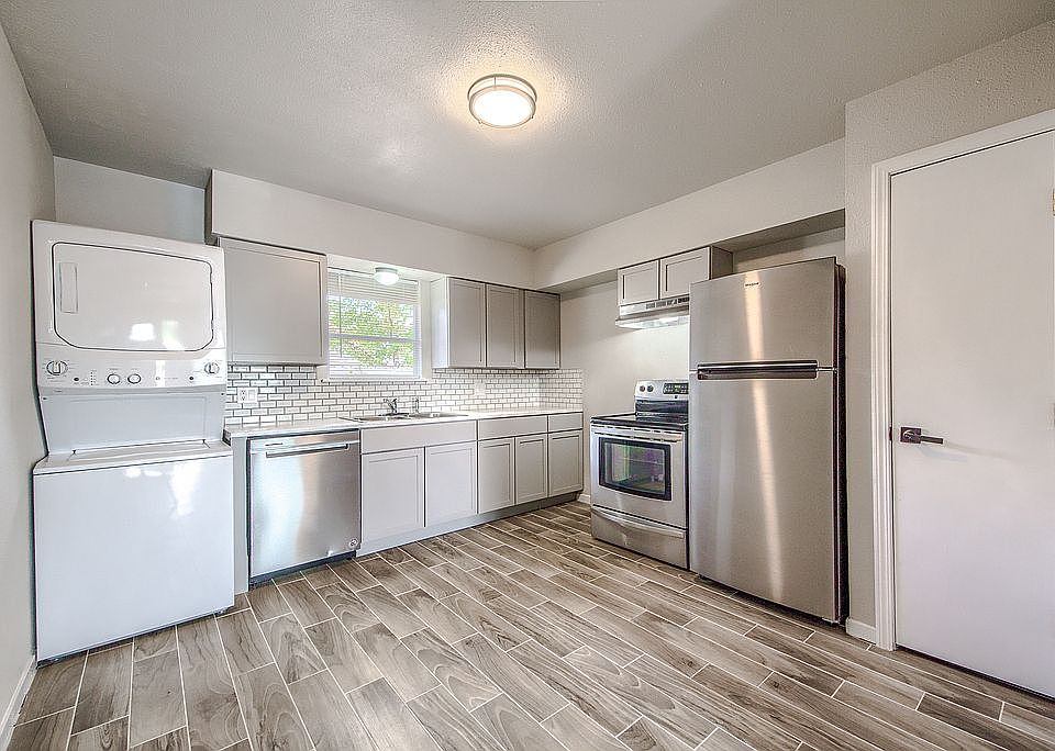 1st image of 210 Merida St APT 2
