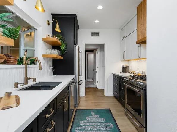 7057 Estrella De Mar Rd #68, Carlsbad, CA 92009