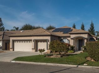 2668 E Solar Ave, Fresno, CA 93720