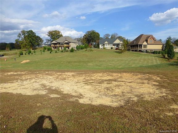 5th image of 412 Ridgeview Hill Dr #25