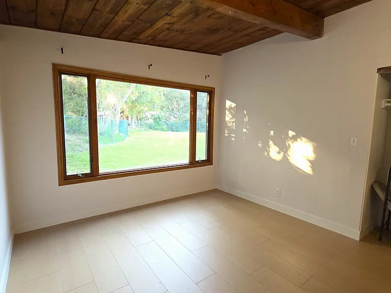 3770 Hillway Dr — Photo 11