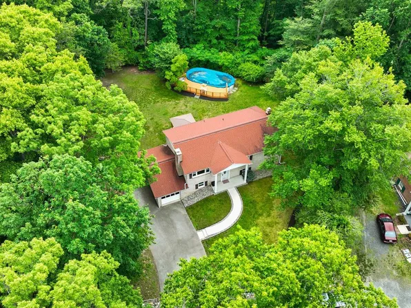 13712 S Springfield Rd, Brandywine, MD 20613