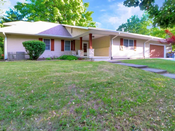 101 Reba Dr, West Lafayette, IN 47906