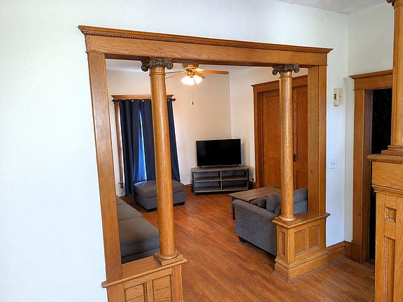 2nd image of 502 S 8th St