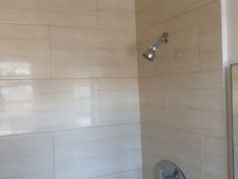 Alexandria Apartments LLC — Photo 7