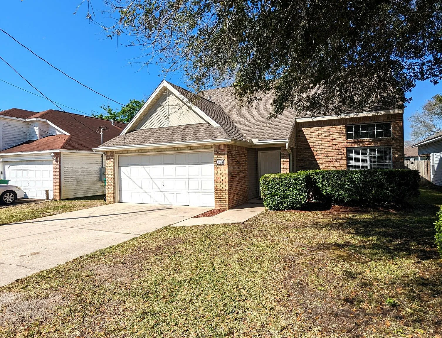 4 bed, 3.0 bath, 1671 sqft, $2,350 — Photo 1