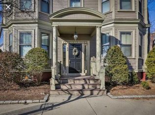 52 Fair St, Newburyport, MA 01950