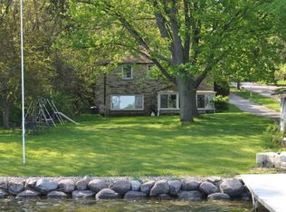 W1302 S Shore Dr, Palmyra, WI 53156