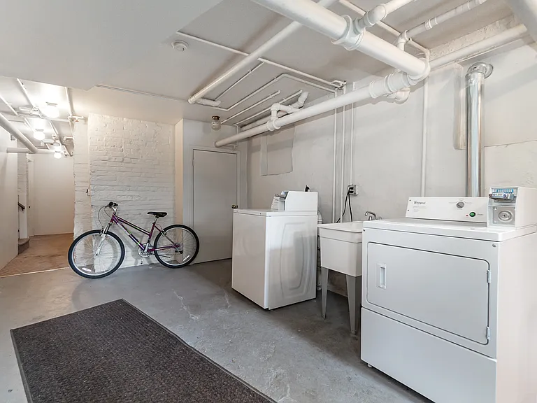 1000 Center Ave #14 — Photo 16