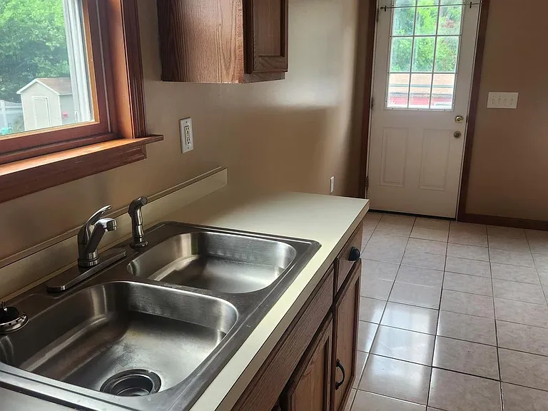229 Central Ave — Photo 20