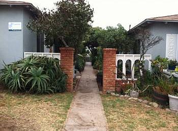 2nd image of 5026 Santa Cruz Ave