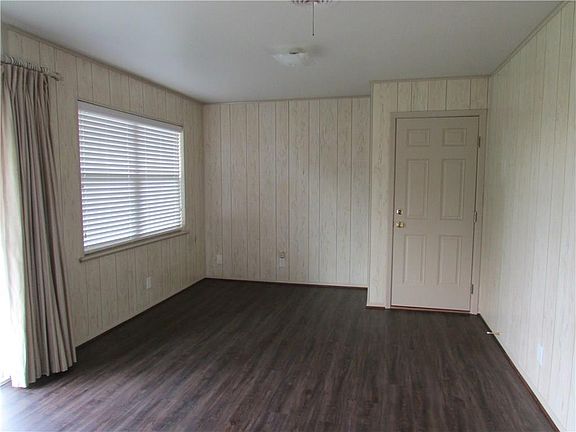 5th image of 5325 Jane Anne St