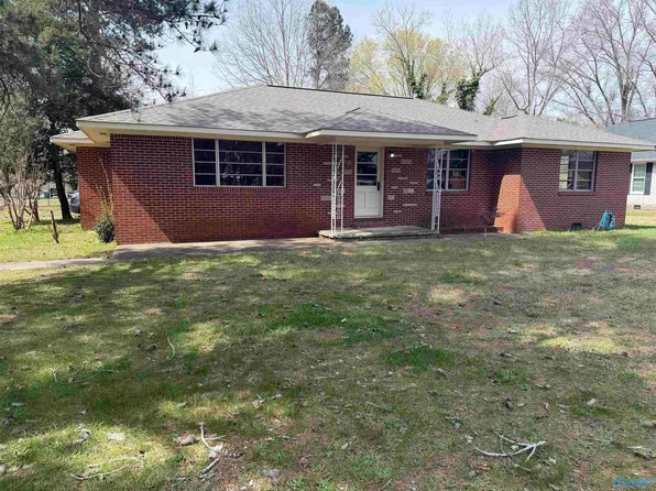 900 Brown St, Boaz, AL 35957