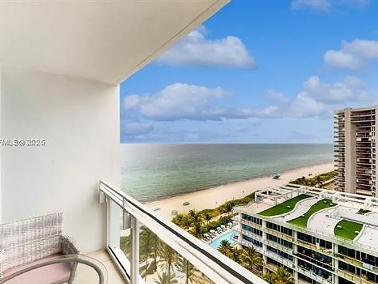 6801 Collins Ave #1208 — Photo 23
