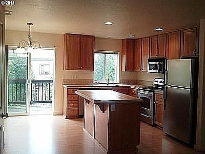 2nd image of 6017 NE 34th St