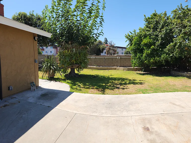 6081 Pamela Ln — Photo 20
