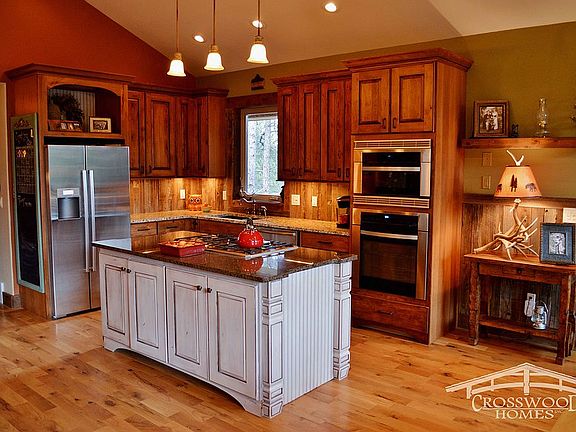 2nd image of 35 Spruce Dr