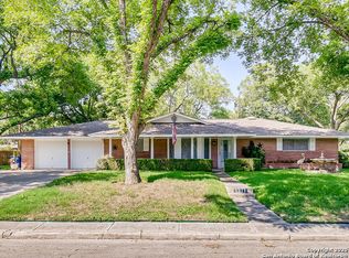 5311 Daffodil Ln, Kirby, TX 78219