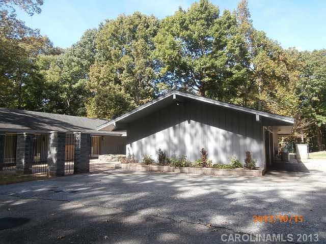 1st image of 4561 Binwhe Ln