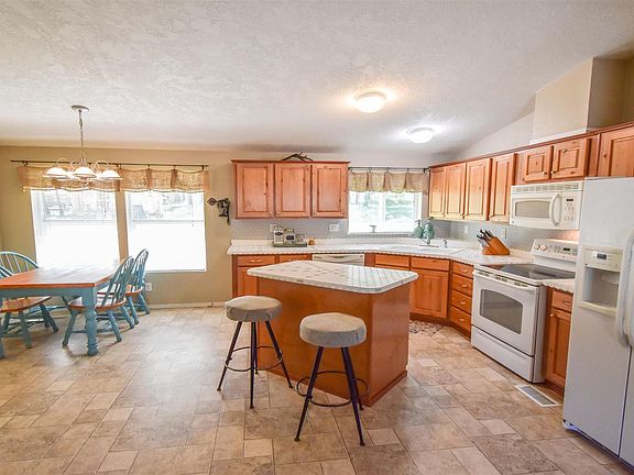 5th image of 19307 Ferretti Rd
