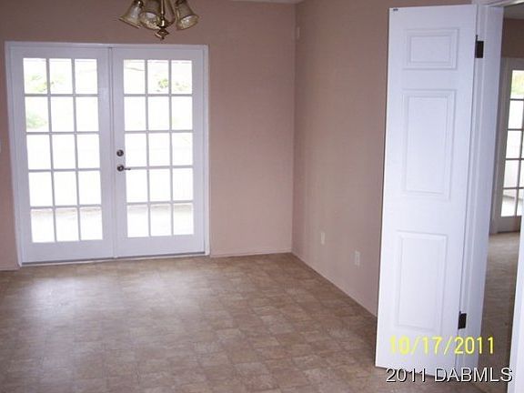 4th image of 19 S Juniper Dr