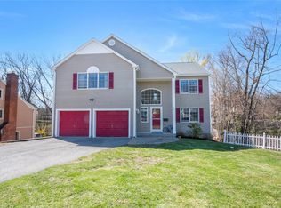 40 Brook St, Mount Kisco, NY 10549