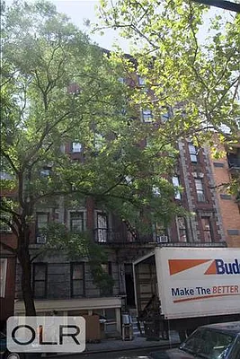 Rented by Compass | media 9