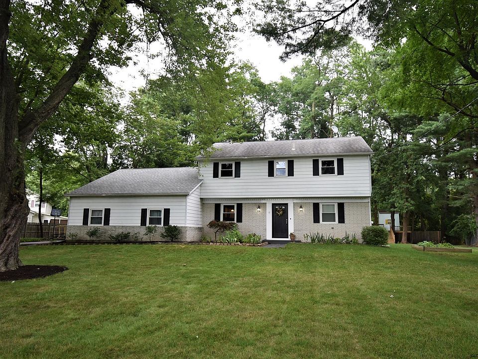 1st image of 12 Majorca Ln