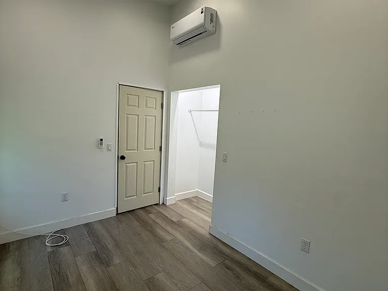 5827 Amaya Dr — Photo 17