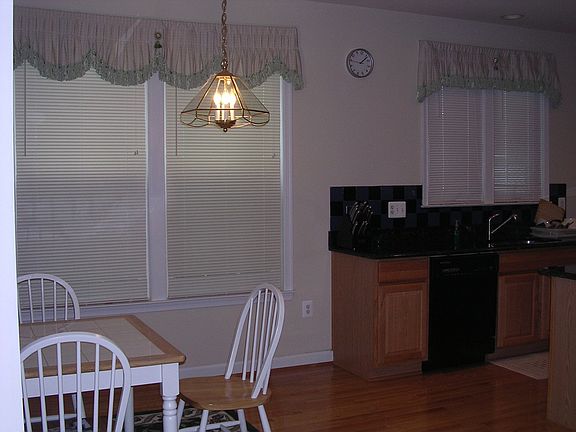 4th image of 11312 Bulova Ln