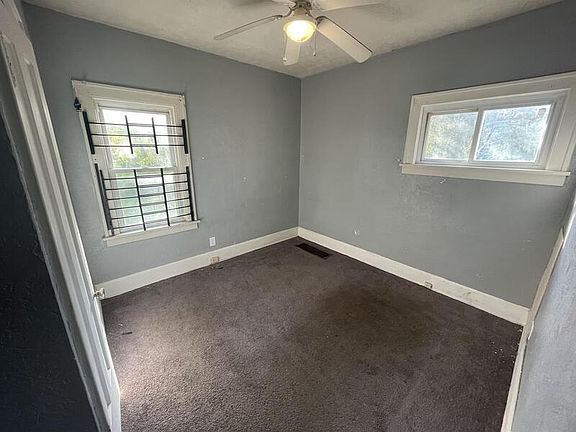 5th image of 10102 Sandusky Ave