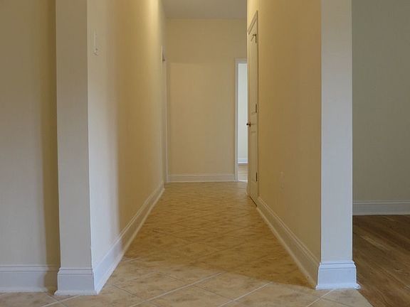 3rd image of 80-45 Kew Gardens Rd #202