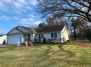 3560 Kersting Dr, Muskegon, MI 49444