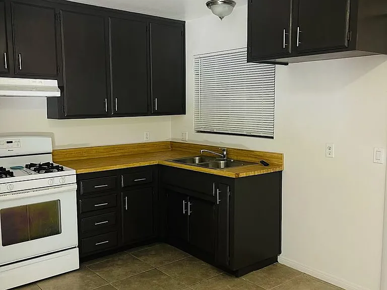 15991 N Culver Rd — Photo 35